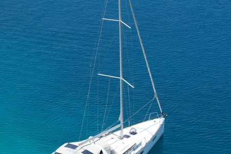 BAREBOAT YACHT CHARTER