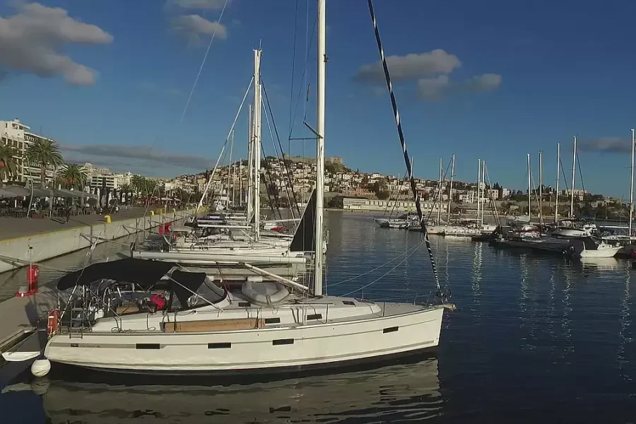 Bavaria Cruiser 40 (2015)